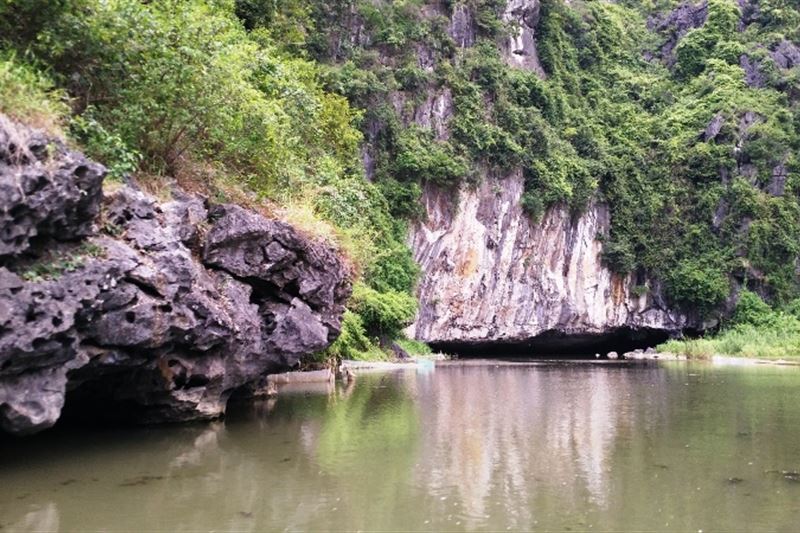 Ninh Bình: Hoa Lu - Tam Coc - Cuc Phuong